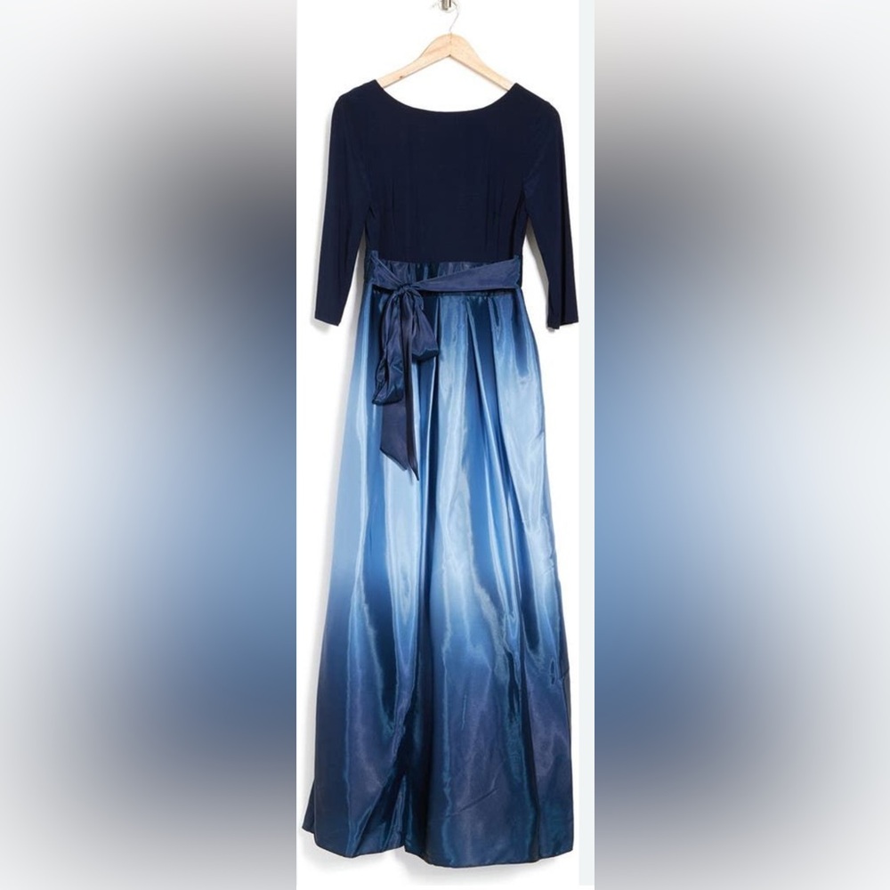 Ignite Elegant Black and Blue Ombré Gown size 14 w/pockets - Picture 7 of 12